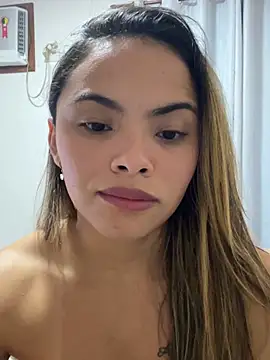 safadinhaquenteW online show from July 26, 3:58 am