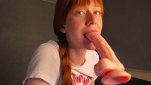 Soundless-Voice online show from October 30, 3:35 pm