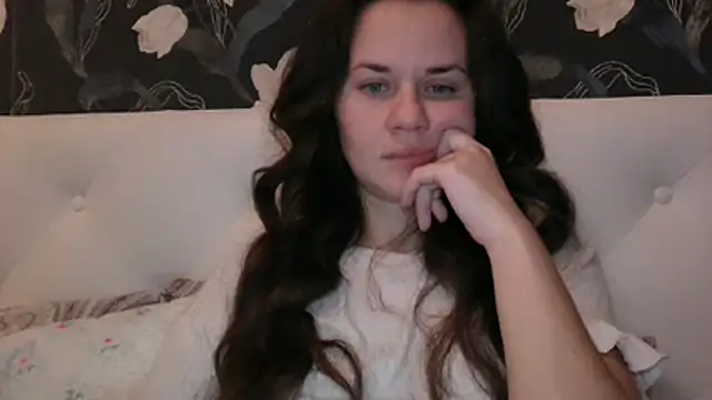 GiaaCaranggi online show from December 19, 8:12 pm