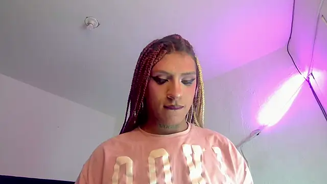 Trix ebony online show from February 21, 7:31 am