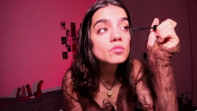 nightfloatt online show from November 21, 10:06 am