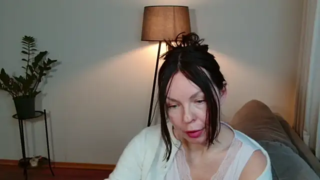 LittleNicolee online show from February 26, 3:22 pm