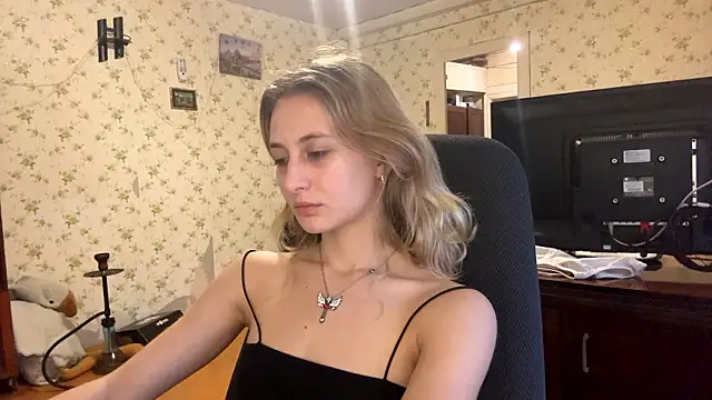 AmeliLia online show from February 28, 2:38 pm