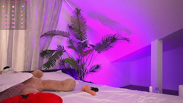 TenderSin online show from April 8, 4:47 am