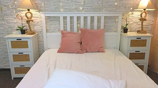 Soft Lilly online show from March 26, 6:04 am