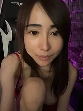 ericiii online show from February 27, 9:42 am