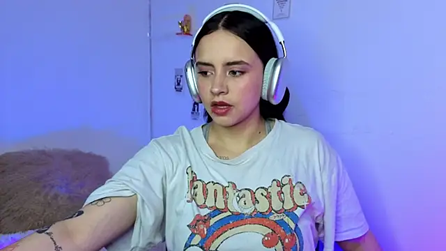 Emily Lindey online show from February 13, 1:02 pm