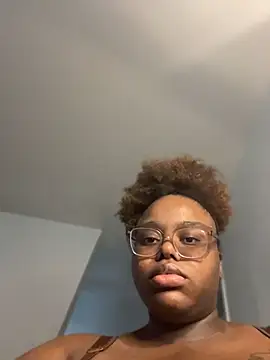 paradisewithangel online show from April 22, 6:05 pm