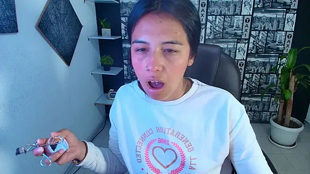 Sub Scarlett online show from November 17, 11:33 am