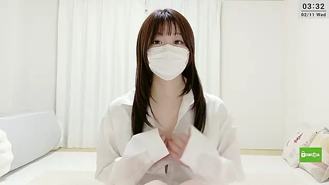 rei-chan online show from February 10, 6:33 pm