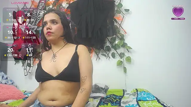 Snapshot of issa_bella18 chatting on October 23, 3:12 am issa bella18 online show from October 23, 3:12 am