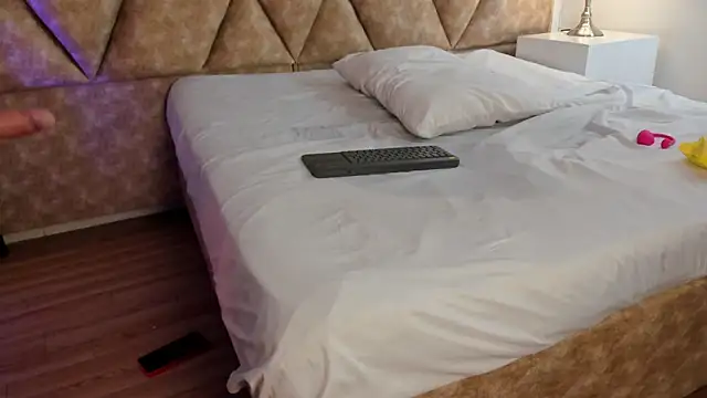 SsexCouplee online show from November 24, 5:15 pm