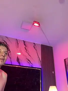 SsexCouplee online show from April 11, 11:36 am