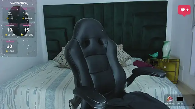 MiiaLaurentt online show from October 20, 12:08 pm