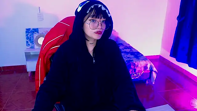 Isabella  666 online show from November 25, 4:14 am