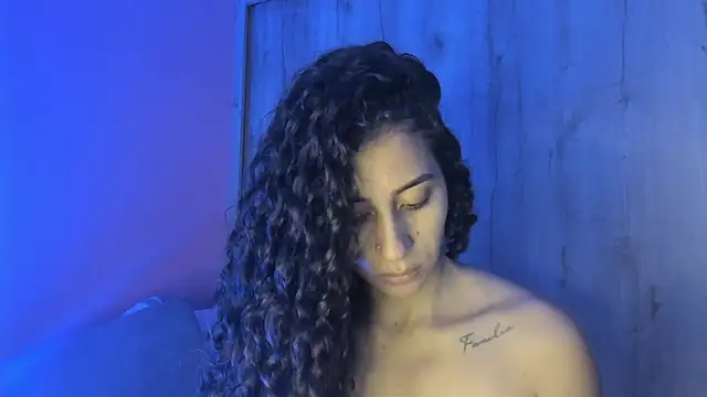 fernanda317 online show from March 26, 9:49 pm