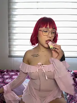 HONEY VENOM online show from October 22, 3:39 pm