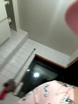 menina coimbrinha online show from November 6, 11:21 pm