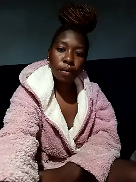 sexysmalldaily04 online show from October 28, 11:42 pm