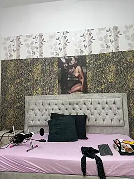 valentina herrrera online show from March 3, 5:08 pm