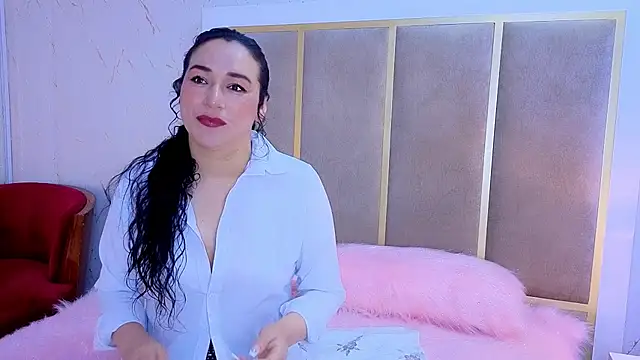 Elizabeth bennett 6 online show from November 12, 11:52 am