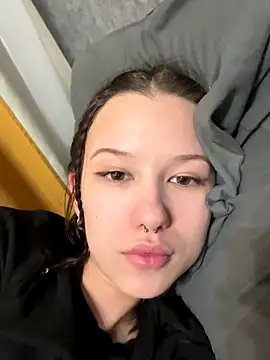 AngelaXSmile online show from October 22, 8:58 pm