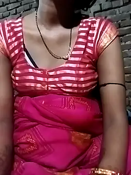 Hot Lilly02 online show from October 29, 7:16 pm