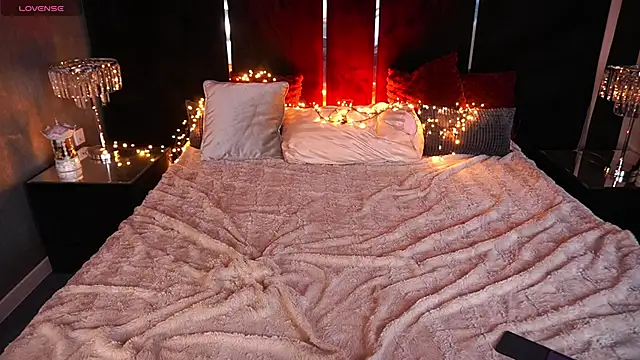 VixenMuse online show from March 17, 9:19 pm