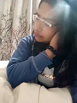 Vanshika1432 online show from December 4, 4:08 pm