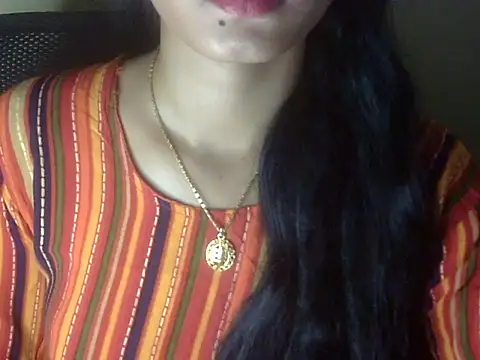Shezi N online show from July 15, 3:28 pm