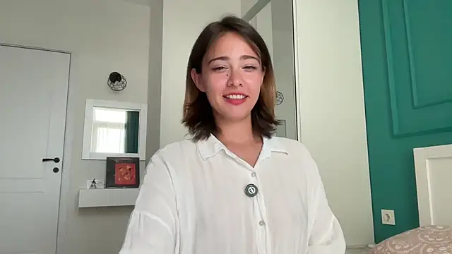 WillHannah online show from August 8, 1:19 pm