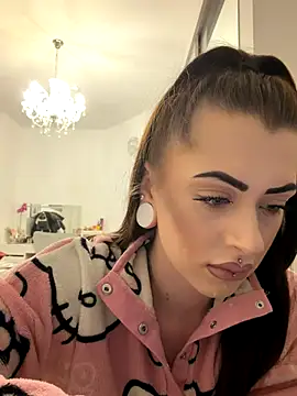 Barbie 1312 online show from November 22, 4:20 pm