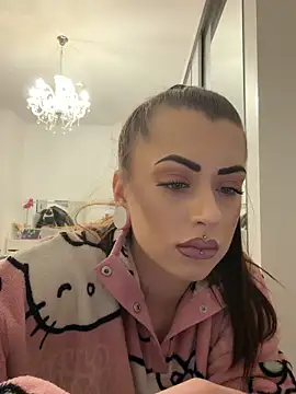 Barbie 1312 online show from November 28, 3:48 pm