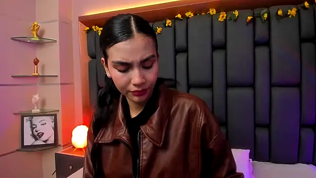 TanyaBello online show from November 22, 1:36 pm