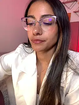 elegant  rouse online show from May 28, 9:45 pm