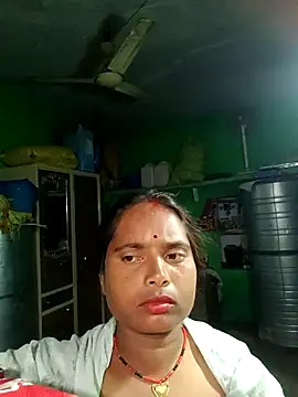 Snapshot of Rajni_gupta chatting on October 21, 10:47 pm Rajni gupta online show from October 21, 10:47 pm