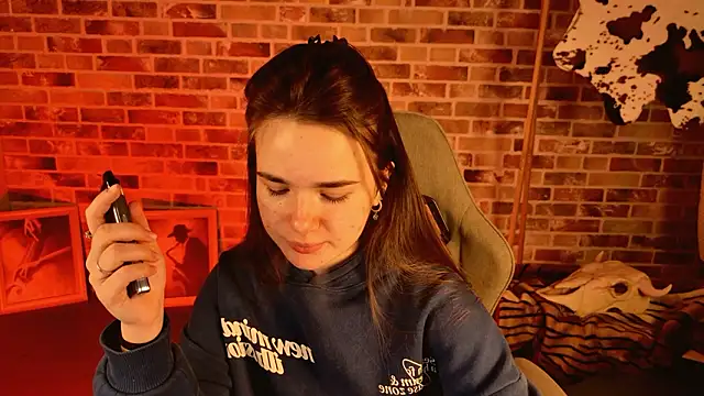 May Bloom online show from February 24, 6:12 am