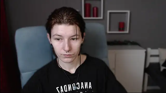 guitarandangell online show from December 14, 3:18 pm