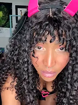 DaisyMynx online show from November 1, 3:54 am