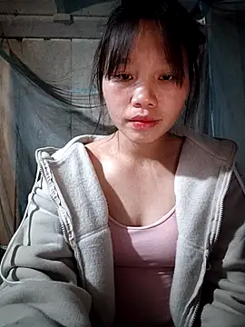 linh-miu99 online show from December 14, 5:02 am