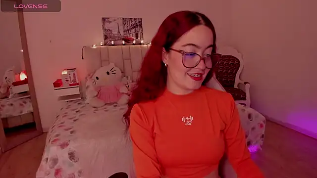 Amaraa couper1 online show from February 5, 4:04 am