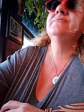 JennyInVegas online show from April 2, 9:45 pm