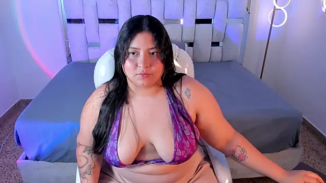 Dakota jhons1 online show from June 2, 12:11 am