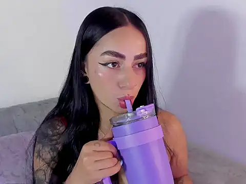 4kame4 online show from April 24, 3:15 pm