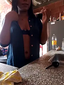 Kaori-Luz online show from December 1, 5:26 pm