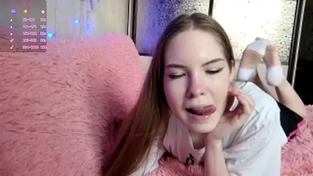 VETT KITTY online show from November 4, 6:40 am