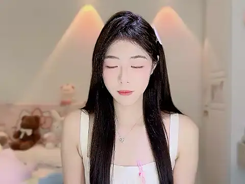 Onecutelittle online show from October 24, 1:18 pm