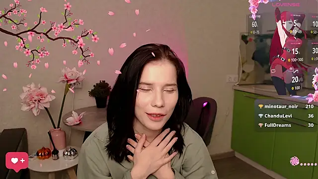 Mell Hyees online show from November 13, 4:17 pm