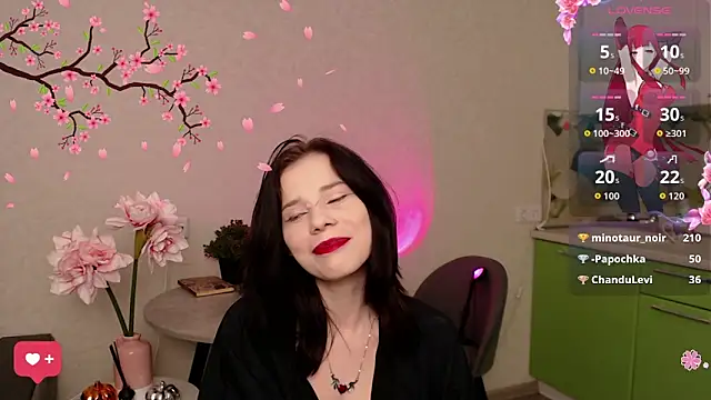 Mell Hyees online show from November 14, 4:18 pm