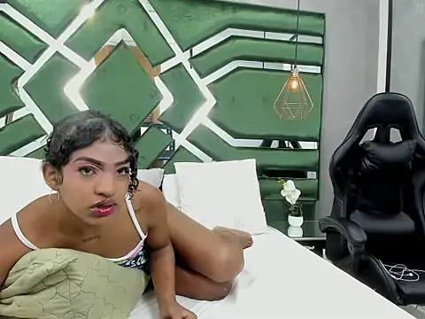 Asshley Clarkk online show from October 22, 12:43 pm